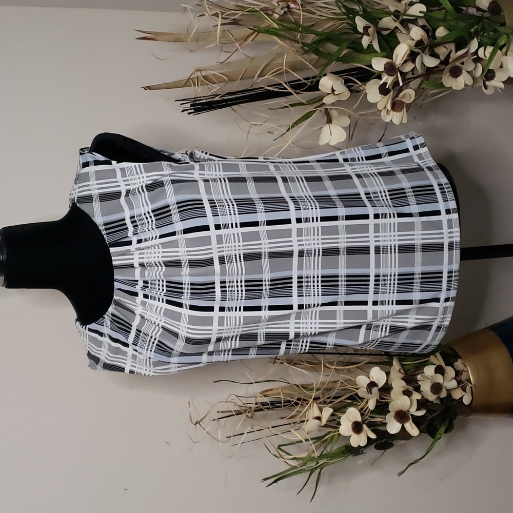 Womens Calvin Klein Sleeveless shirt